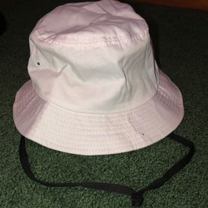 White bucket hat